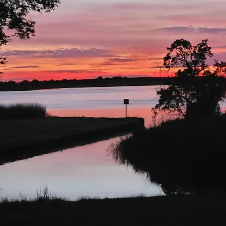 Abendstimmung Mit Terrasse Daire