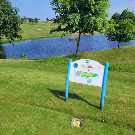 Abendstimmung Mit Terrasse